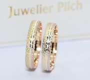 Trauringstudio Erding - Trauringe Verlobungsringe Schmuck by Juwelier Pilch - GALLERY