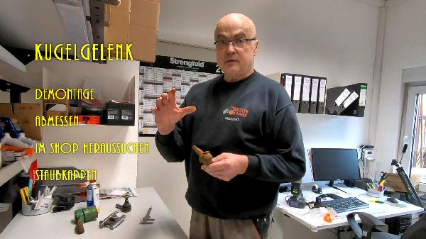 Treckergarage - GALLERY