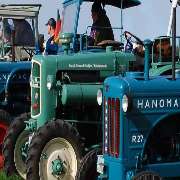 Treckergarage - GALLERY