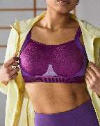 Triumph Lingerie - Main Taunus Zentrum - Triaction AW23