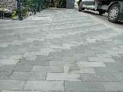 Ulrich Krummel Haus- & Gartendienste, Garten- & Landschaftsbau - Pflaster Vorplatz