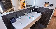 V8 Hotel Motorworld Region Stuttgart, BW Premier Collection by Best Western - Guest room