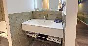 V8 Hotel Motorworld Region Stuttgart, BW Premier Collection by Best Western - Themeroom Off Road Bathroom