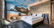 V8 Hotel Motorworld Region Stuttgart, BW Premier Collection by Best Western - Themeroom Vintage Airfield