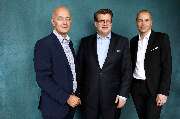 Vanessa Maas Photography - Businessportrait – Drei Männer in Businesskleidung