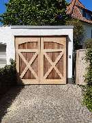 Varioworx GmbH - Garagentor auf Maß