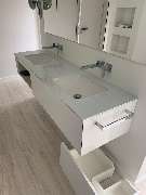 Varioworx GmbH - Waschtisch mit Glasablage