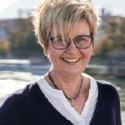 DIE Expertin für Frauen zum Thema Altersvorsorge. Ihre Versicherungsmaklerin Kerstin Bader 