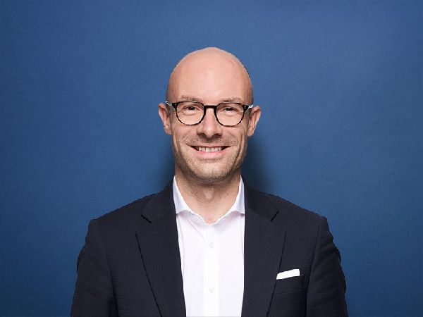 VGH Versicherungen: Christian Wilhelm Riebe - Haup …