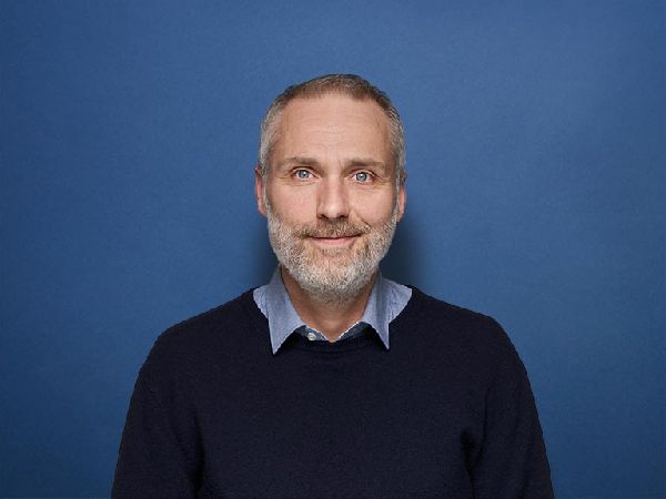 VGH Versicherungen: Hendrik Manowski - Hauptvertre …