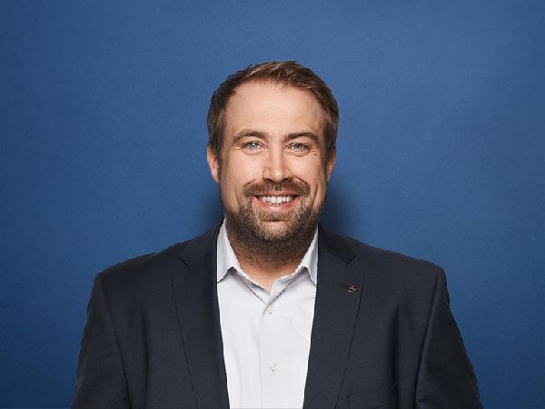 VGH Versicherungen: Nicolai Tiedemann - Hauptvertr …