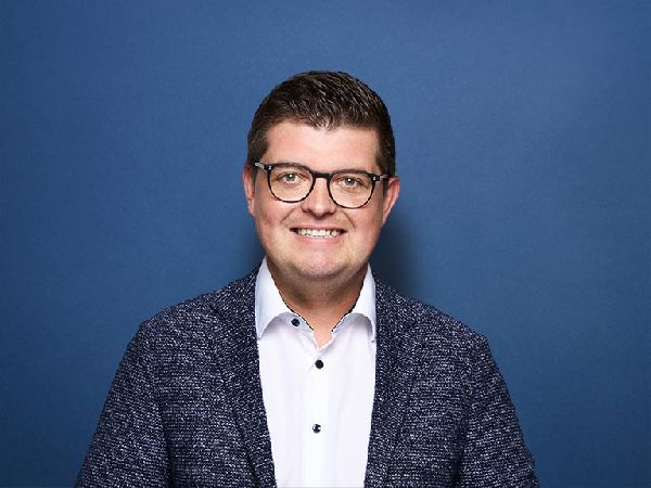 VGH Versicherungen: Patrick Zeitz - Hauptvertreter …