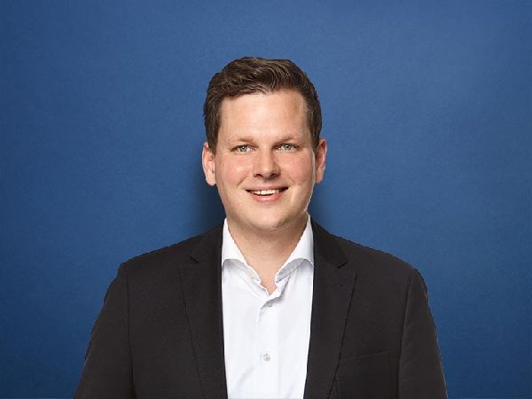 VGH Versicherungen: Stefan Nyhuis - Hauptvertreter …