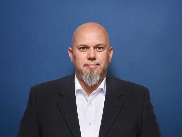 VGH Versicherungen: Stephan Edel - Hauptvertreter  …