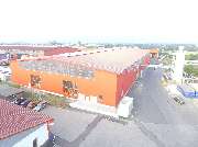 Weber Dach & Wand GmbH - Halle in Geithain 	
Dach:	 	4.500m² Sandwichdach oxidrot 100mm PU-Dämmkern 
		 Polycarbonatlichtband (Länge: 90m) incl. RWA
Wand:		2.000m² Sandwichwand feuerrot microliniert 100mm PU-Dämmkern
		650m² Polycarbonatlichtband