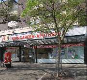 Weingarten-Apotheke Freiburg - Aussenansicht der Weingarten-Apotheke Freiburg