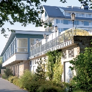 Das Hotel Frankenblick liegt ruhig am Ortsrand von Schnett - Werrapark Resort Hotel Frankenblick, Masserberg