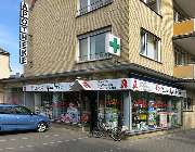 Westend-Apotheke - Aussenansicht der Westend-Apotheke