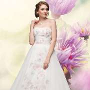 White Dreams Brautmode
