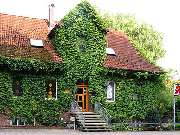 Wilhelm-Busch-Apotheke - Aussenansicht der Wilhelm-Busch-Apotheke