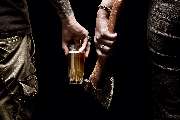 WoodCutter Hamburg - Axt werfen und Bier trinken - WoodCutter Hamburg - Axt werfen und Bier trinken