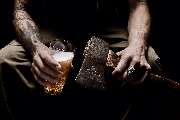 WoodCutter Hamburg - Axt werfen und Bier trinken - WoodCutter Hamburg - Axt werfen und Bier trinken