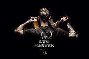 WoodCutter Hamburg - Axt werfen und Bier trinken - WoodCutter Hamburg - Axt werfen und Bier trinken