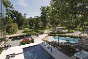 World of Living - Im Erlenpark gibt es ebenfalls die Pool-Ausstellung poolsplace.