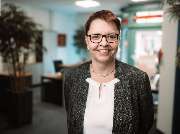 Wüstenrot Bausparkasse: Karin Boos - GALLERY