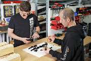 WUNDERKIND-Custom | Eine Marke der ABM Fahrzeugtechnik GmbH - WUNDERKIND-Custom | Finale Fertigung von Motorrad Hebeln erfolgt per Hand.