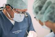 Zahnärzte Neukranz & Bürklin – Praxis für ästhetische Zahnmedizin Bad Soden - Zahnärztliche Behandlung bei Neukranz & Bürklin – Praxis für ästhetische Zahnmedizin Bad Soden