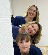 Zahnarztpraxis Larsen - bianka, silke, johanna.jpeg